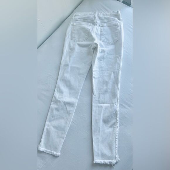 MADEWELL 10" High-Rise Skinny Jeans in Pure White: Step-Hem Edition size 26 - Picture 10 of 12